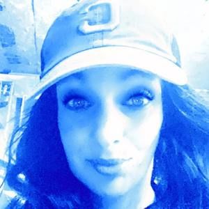 Meet your Posher, Carrie